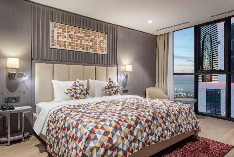 Ramada Plaza By Wyndham Batumi image