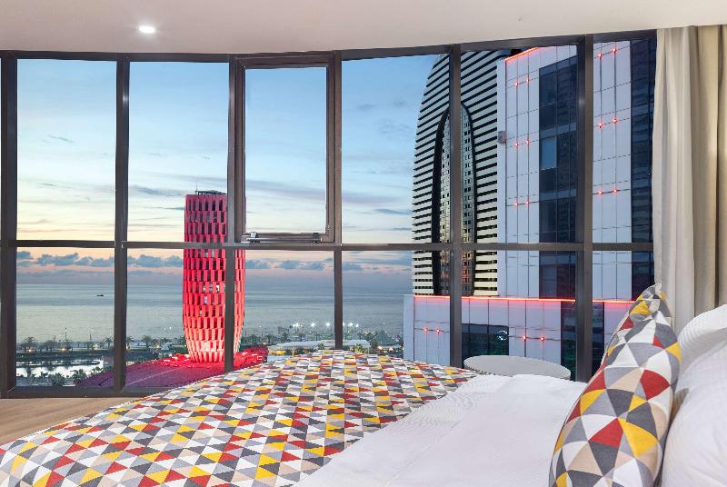 Ramada Plaza By Wyndham Batumi image