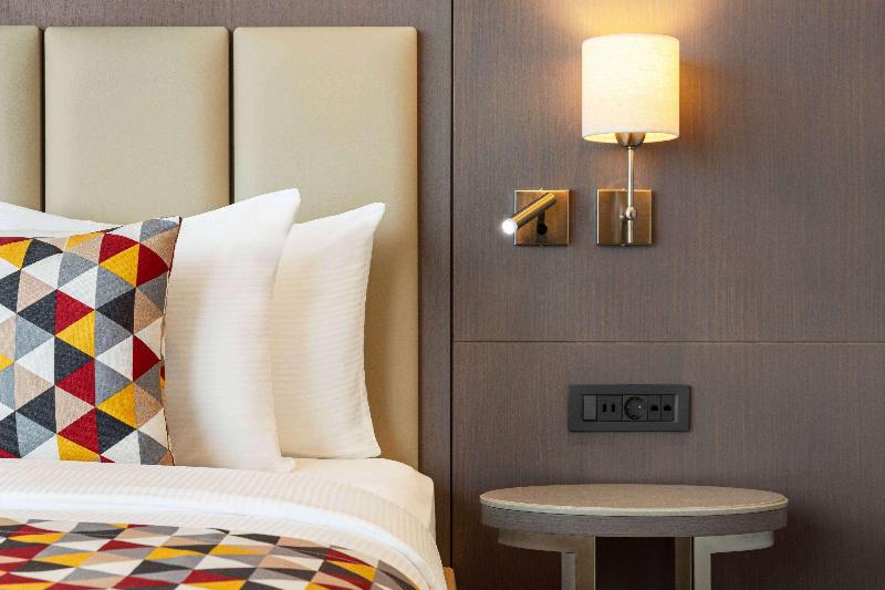 Ramada Plaza By Wyndham Batumi image