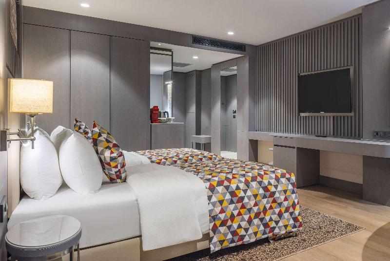 Ramada Plaza By Wyndham Batumi image