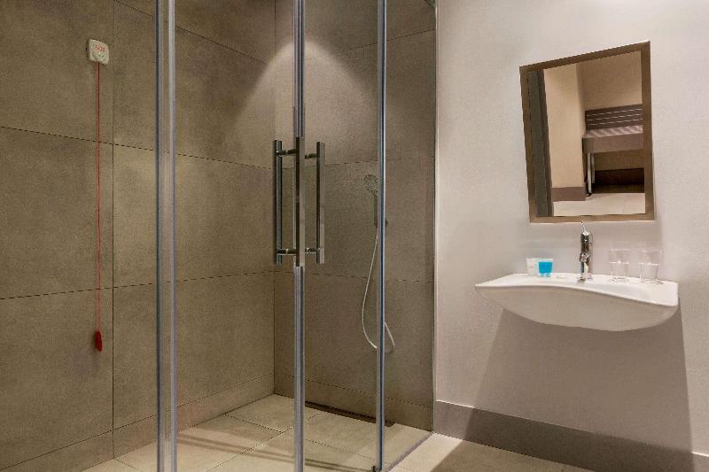 Ramada Plaza By Wyndham Batumi image