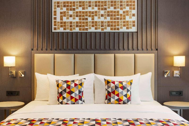 Ramada Plaza By Wyndham Batumi image