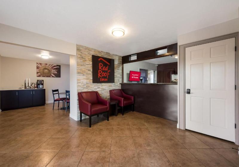 Red Roof Inn Madisonville image