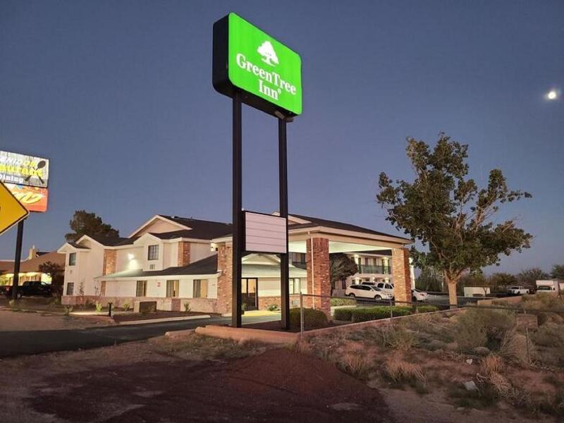 Greentree Inn Holbrook — exterior view
