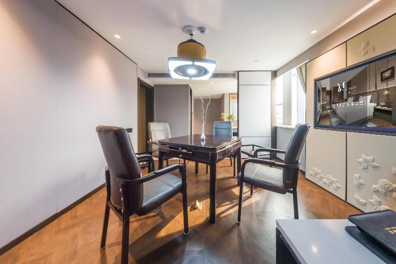 Madison Hotel Changsha Meixihu Lugu image