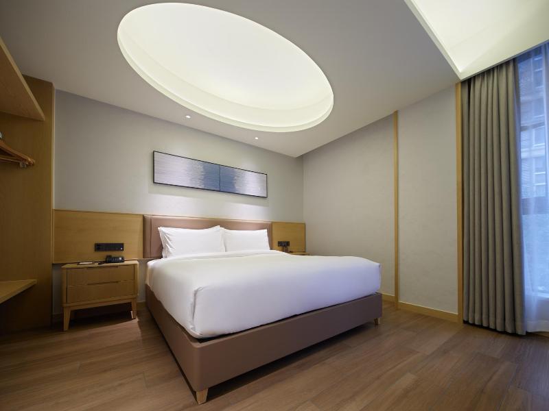 Madison Hotel Xianyang Zhuquan Road Wanda Plaza image