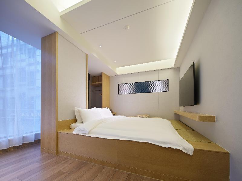 Madison Hotel Xianyang Zhuquan Road Wanda Plaza image