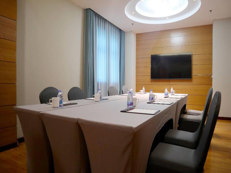 Comfort Suites Olympic Park Beijing image