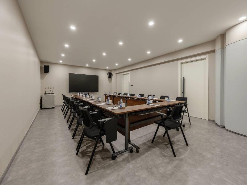 Comfort Suites Olympic Park Beijing image