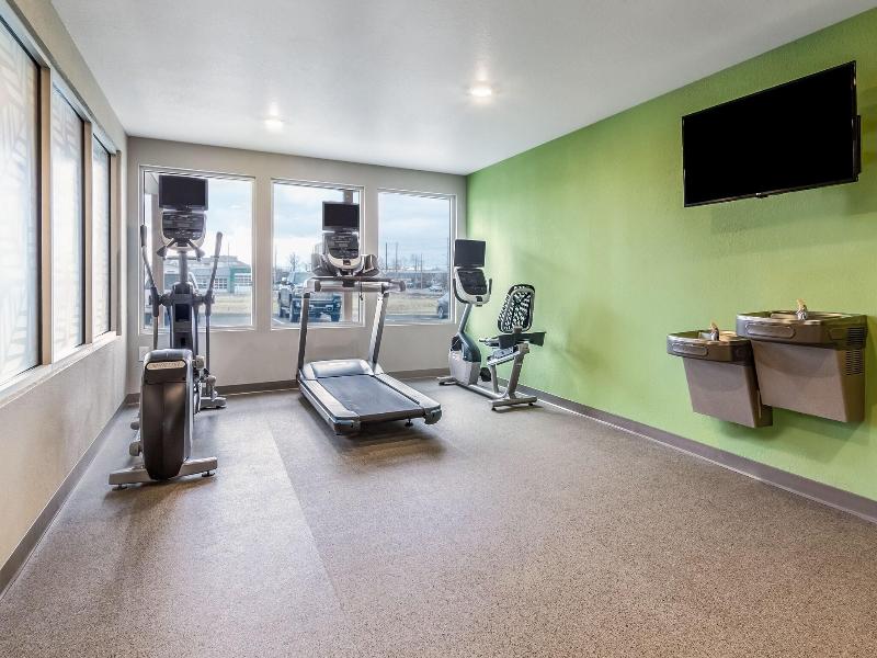Woodspring Suites Colton image