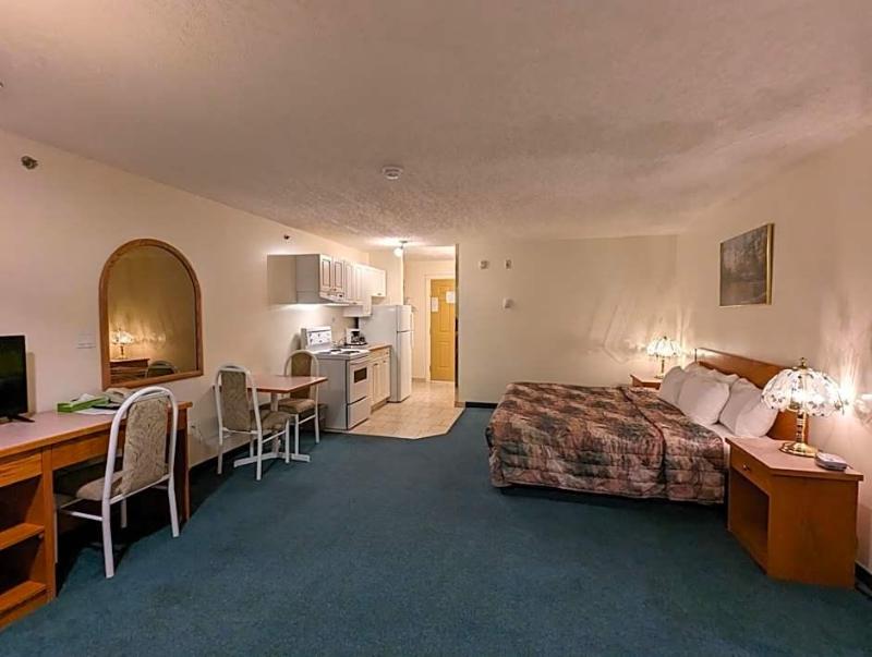 Western Budget Motel Whitecourt 3 image