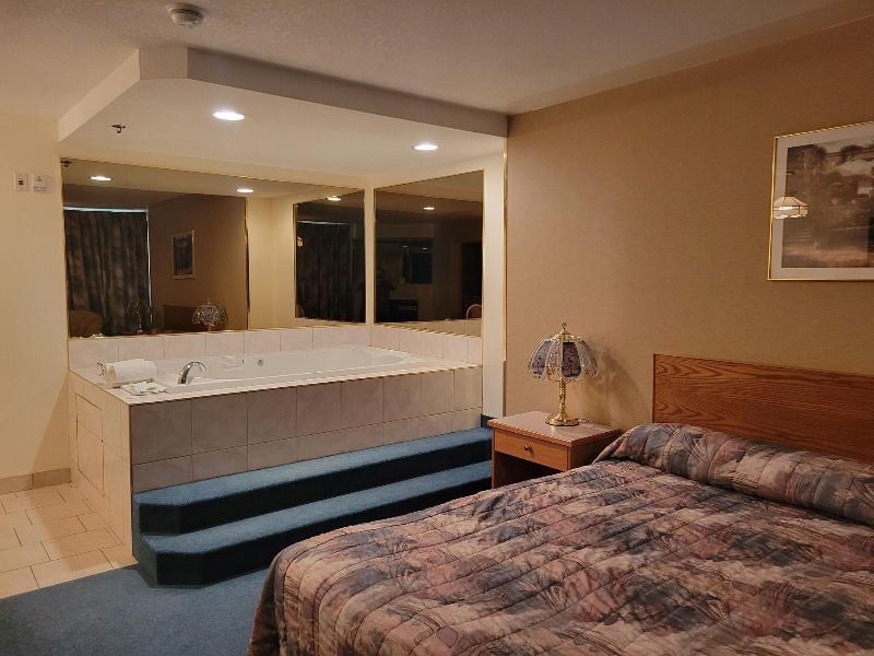 Western Budget Motel Whitecourt 3 image