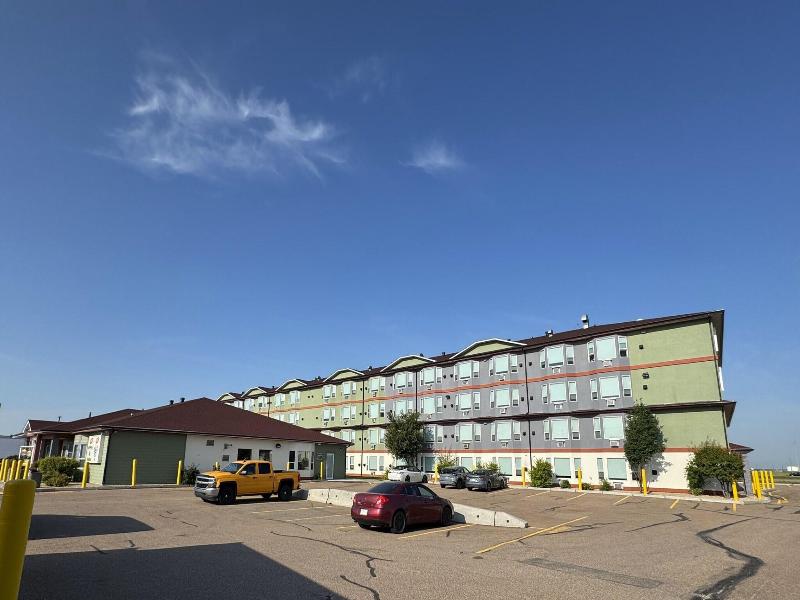 Western Budget Leduc 3
