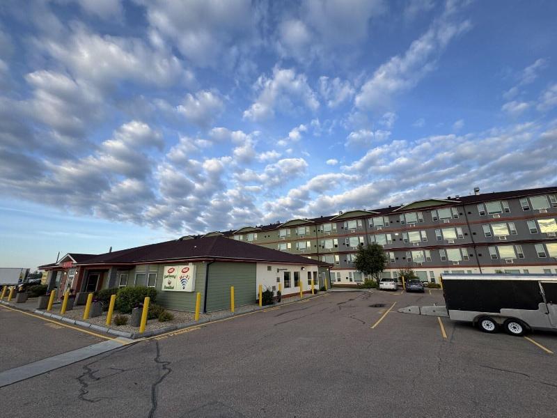Western Budget Leduc 3