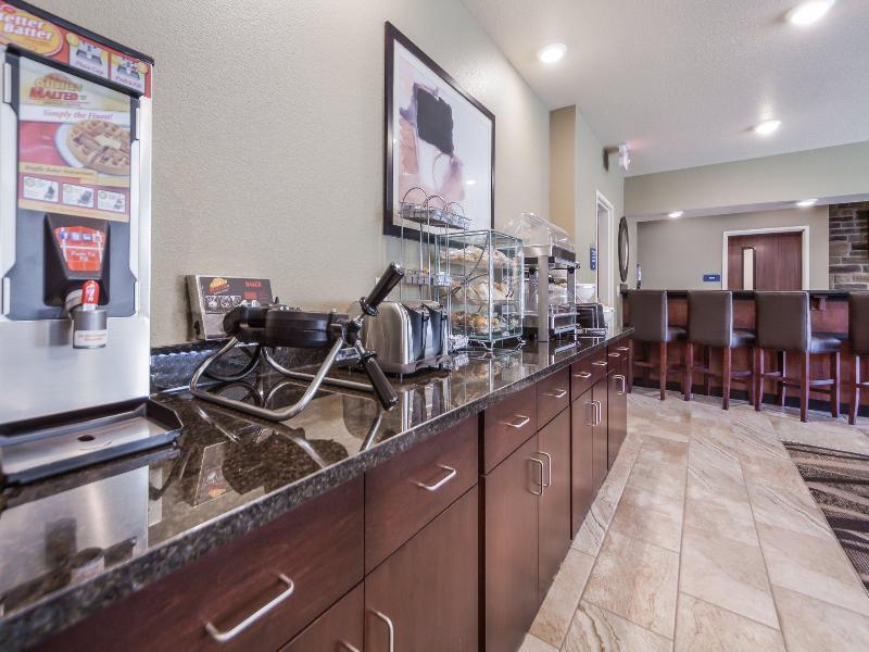 Cobblestone Inn & Suites - Holdrege image 4