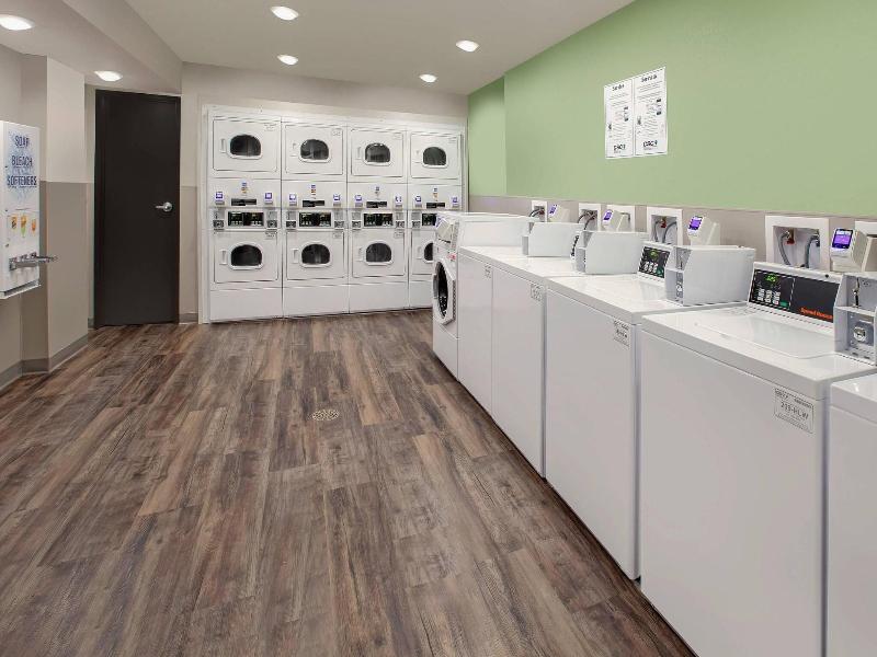 Woodspring Suites Washington Dc Northeast Greenbel image