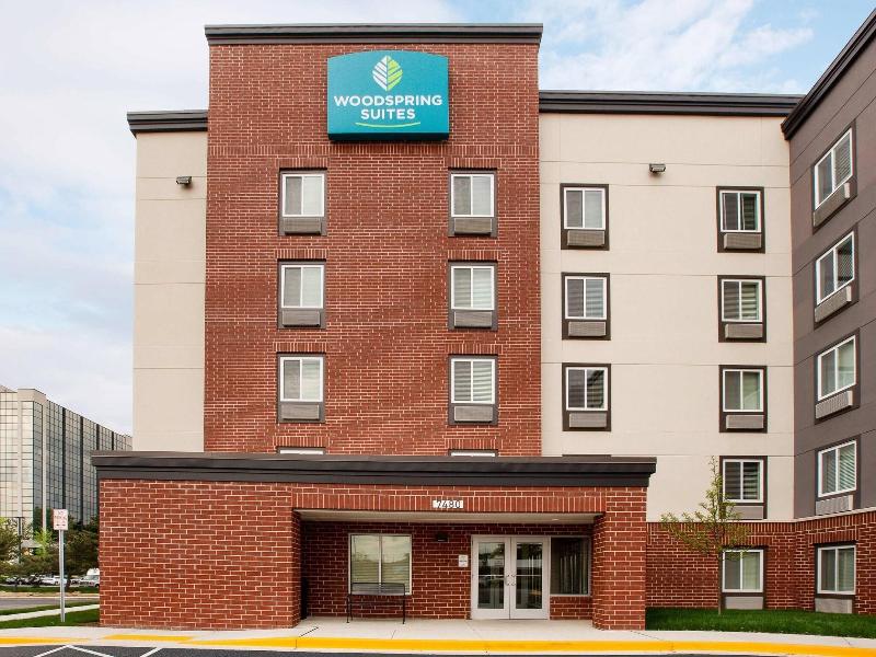 Woodspring Suites Washington Dc Northeast Greenbel image