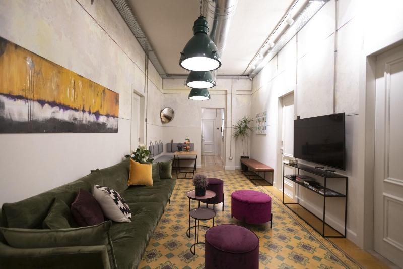Jojo Tlv image