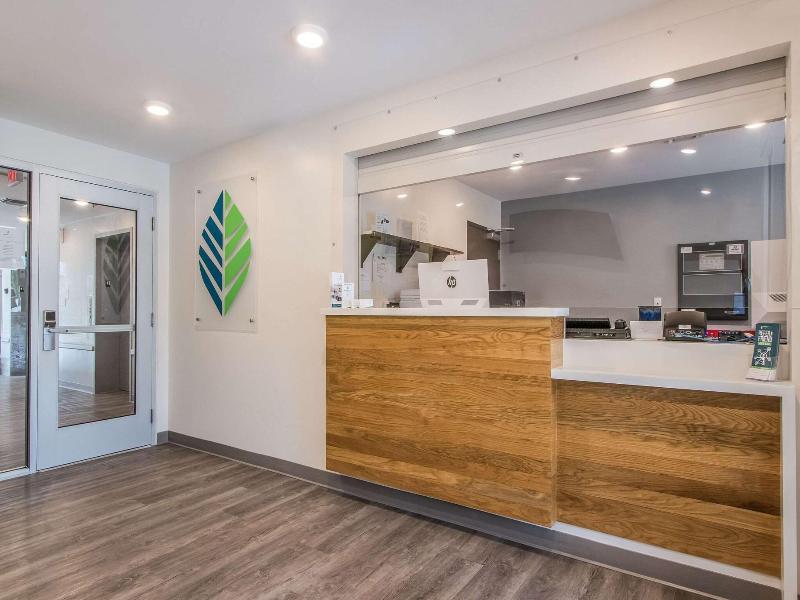 Woodspring Suites Doral Miami Airport image