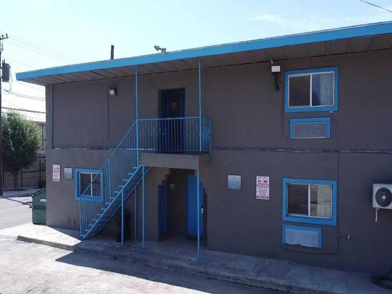 Hillcrest Motel image