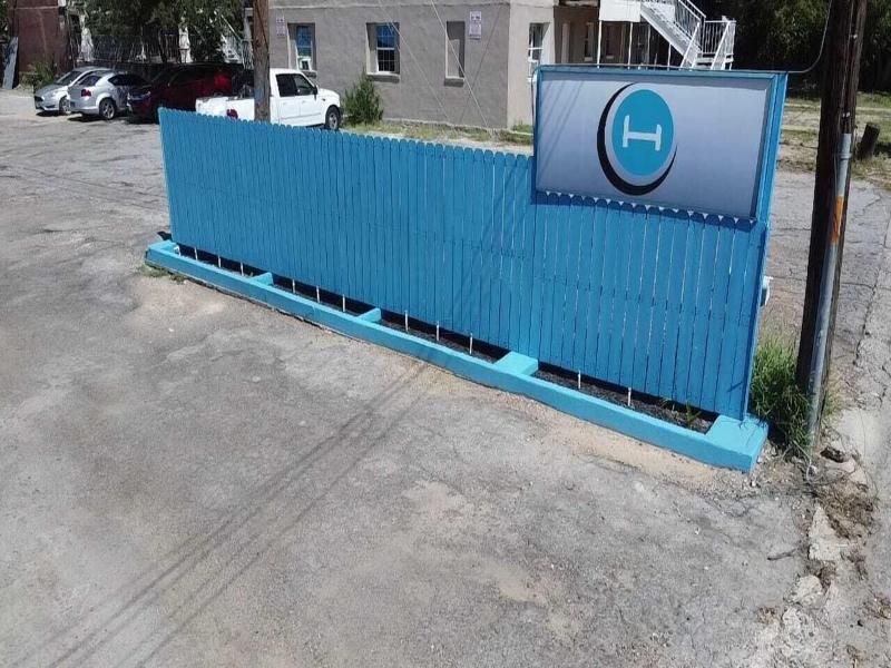 Hillcrest Motel image