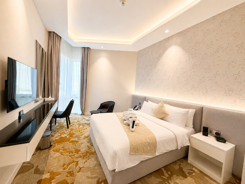 E-Stay Hotel image
