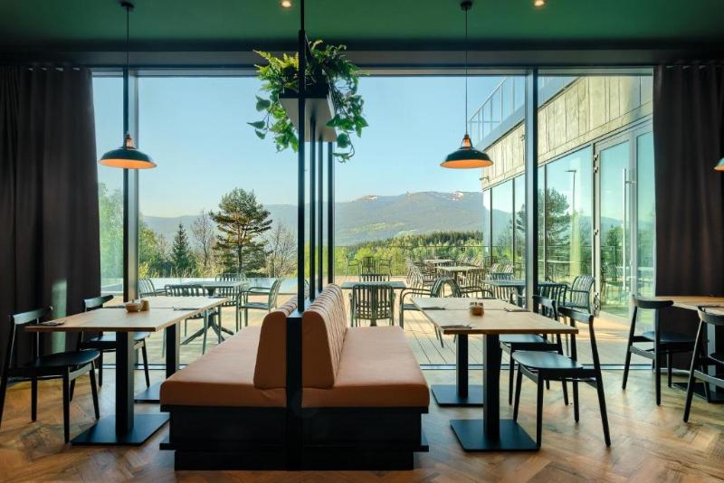 Holiday Inn Resort Szklarska Poreba Happy Valley image