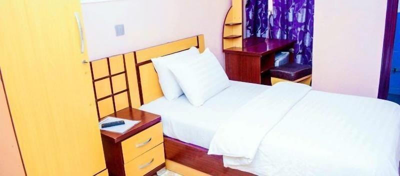 Elite Tranquil Hotel 3