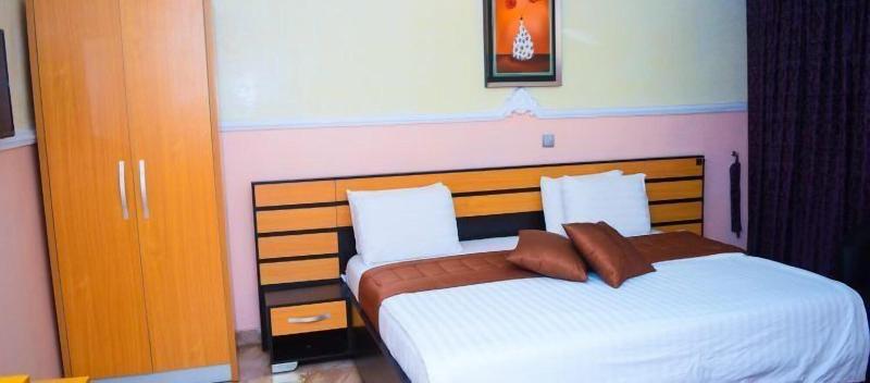 Elite Tranquil Hotel 4