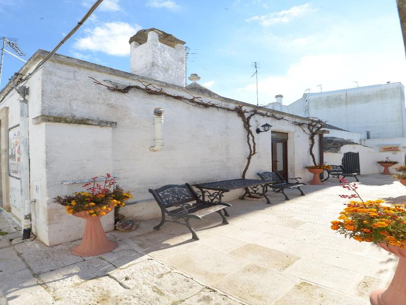 Giardino Dei Trulli image
