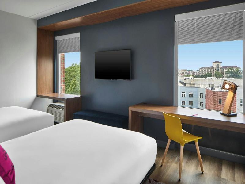 Aloft Raleigh image
