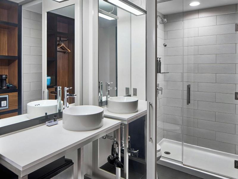 Aloft Raleigh image
