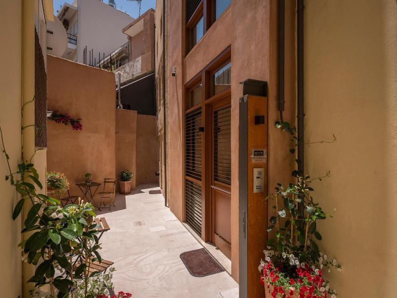 Neoria Houses image