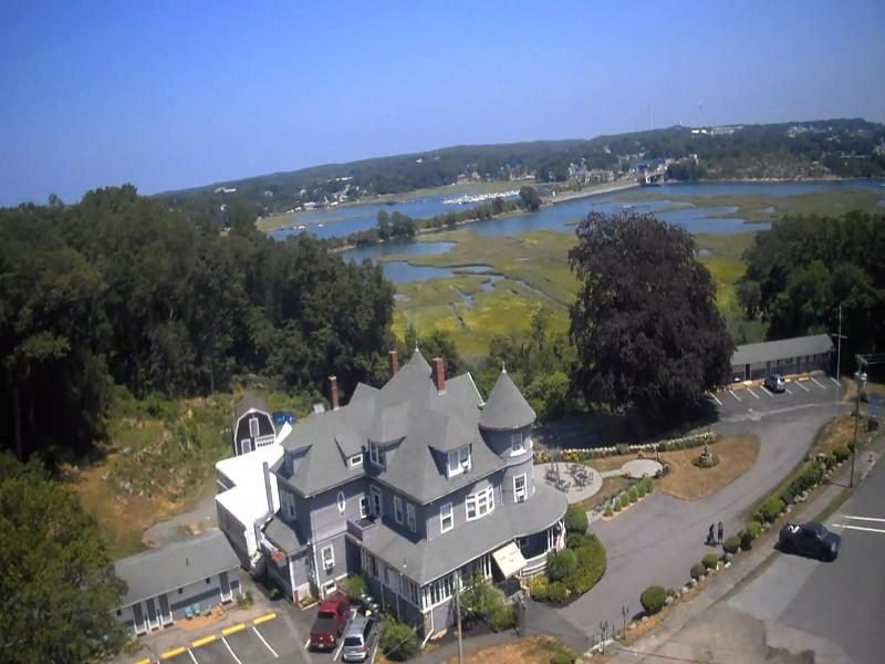 Castle Manor Inn image