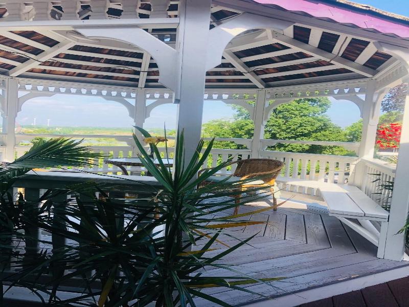 Castle Manor Inn image