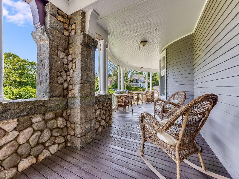 Castle Manor Inn image