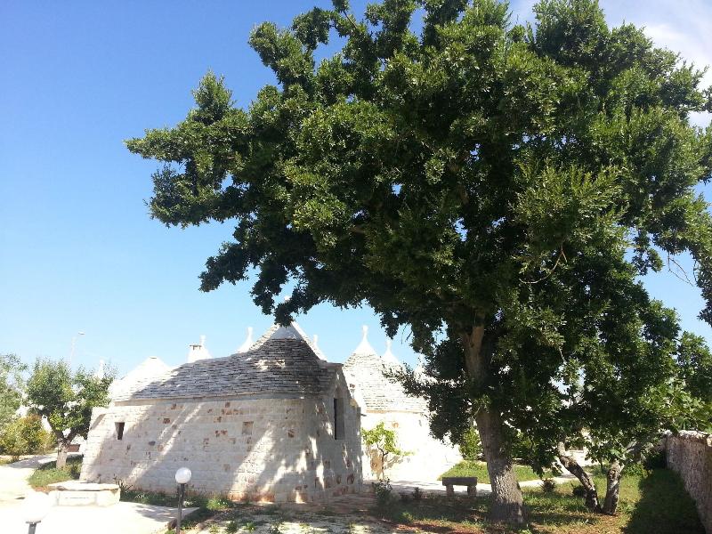 Almapetra Trulli Resort image