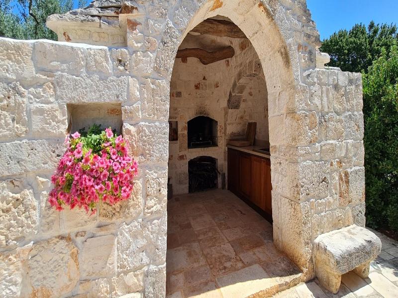 Almapetra Trulli Resort image