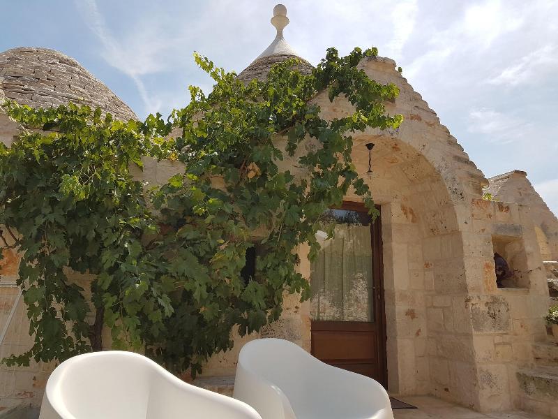 Almapetra Trulli Resort image