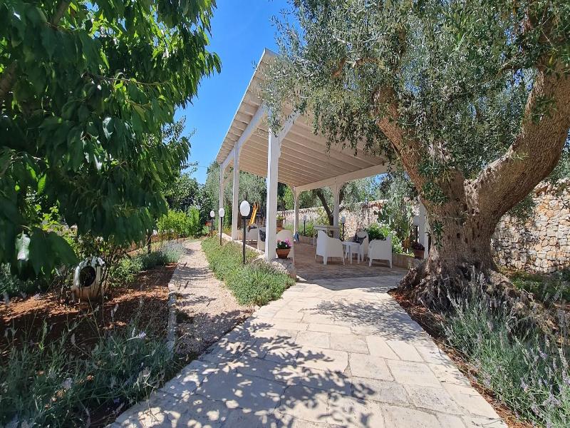 Almapetra Trulli Resort image
