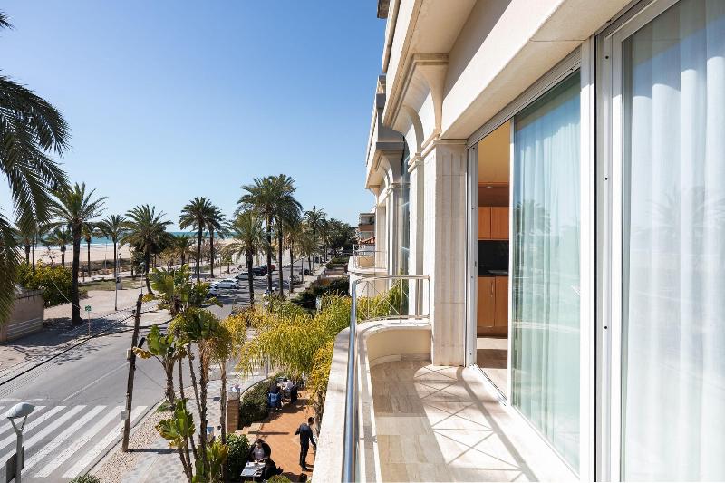 Marea Aparthotel image