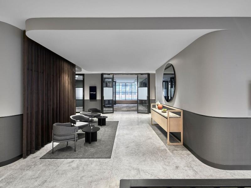 Courtyard By Marriott Melbourne Flagstaff Gardens image