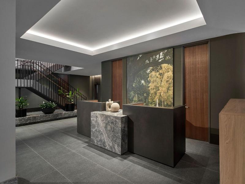 Courtyard By Marriott Melbourne Flagstaff Gardens image