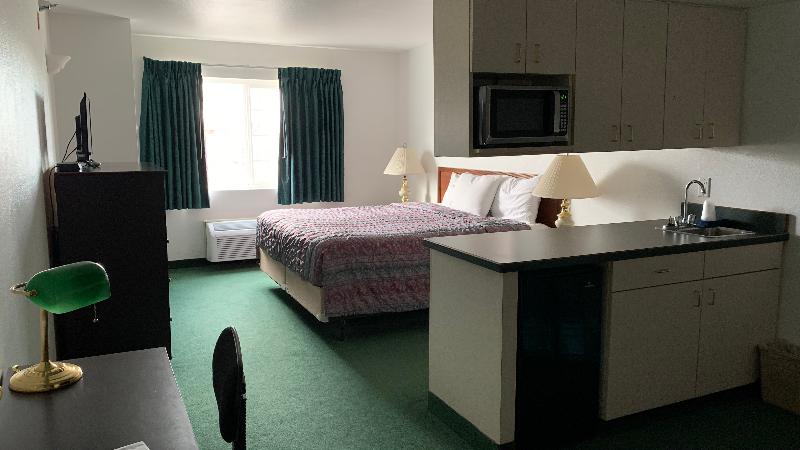 Fairbridge Inn & Suites Miles City image