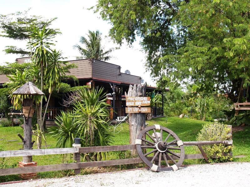Cowboy Farm Resort Pattaya image
