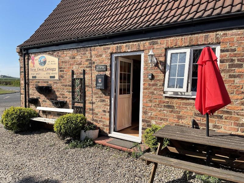 Yarm Cottages 4 U image