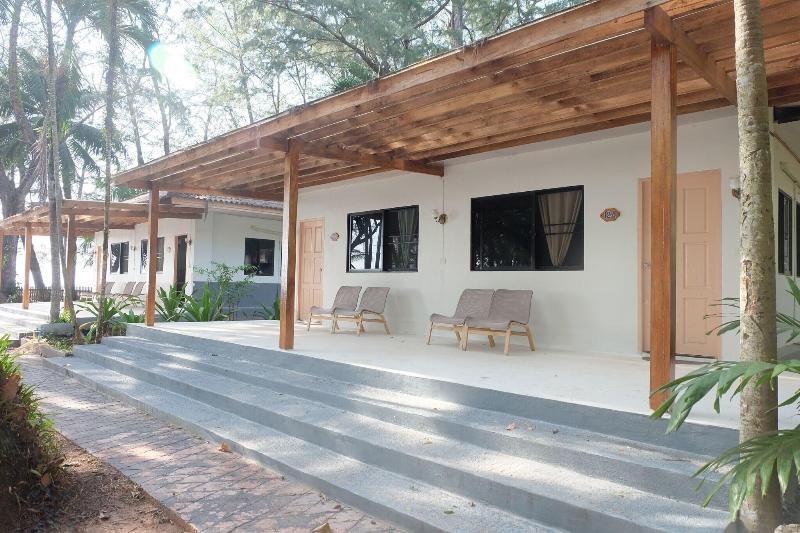 Pakmeng Resort image