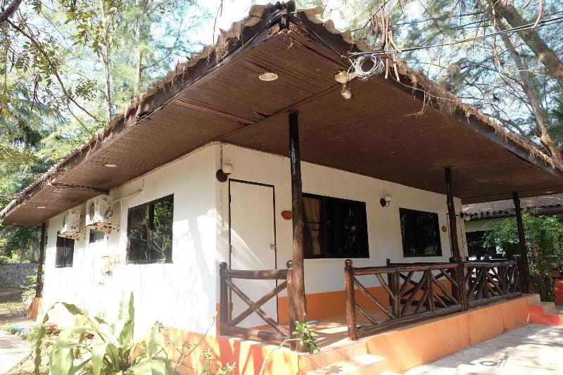 Pakmeng Resort image