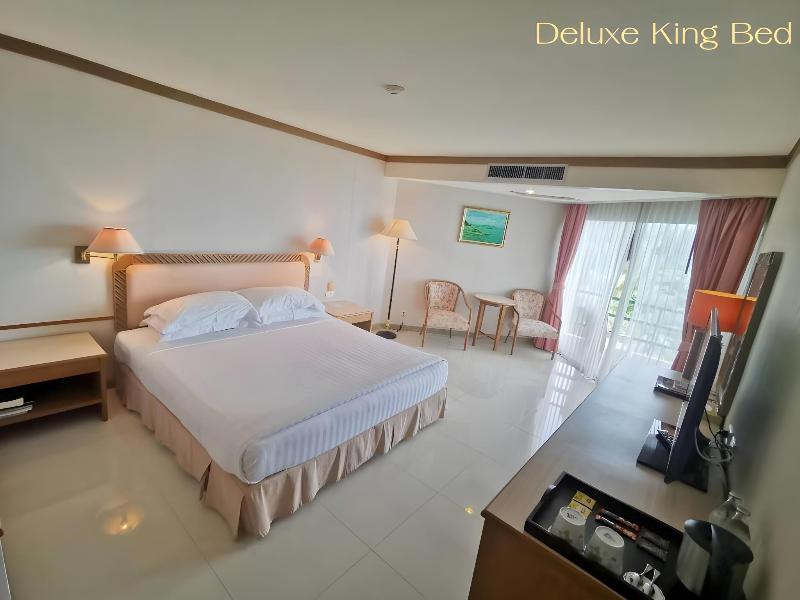 Khanom Golden Beach Hotel image