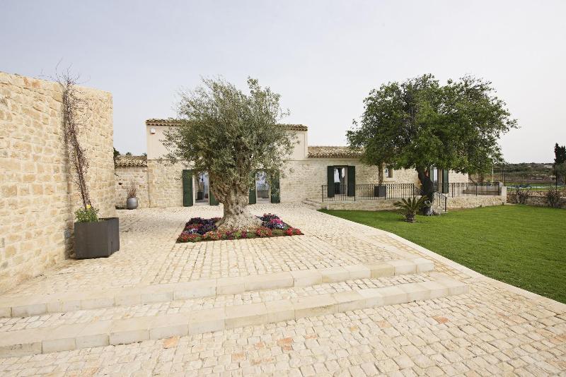 Poggio Leano image
